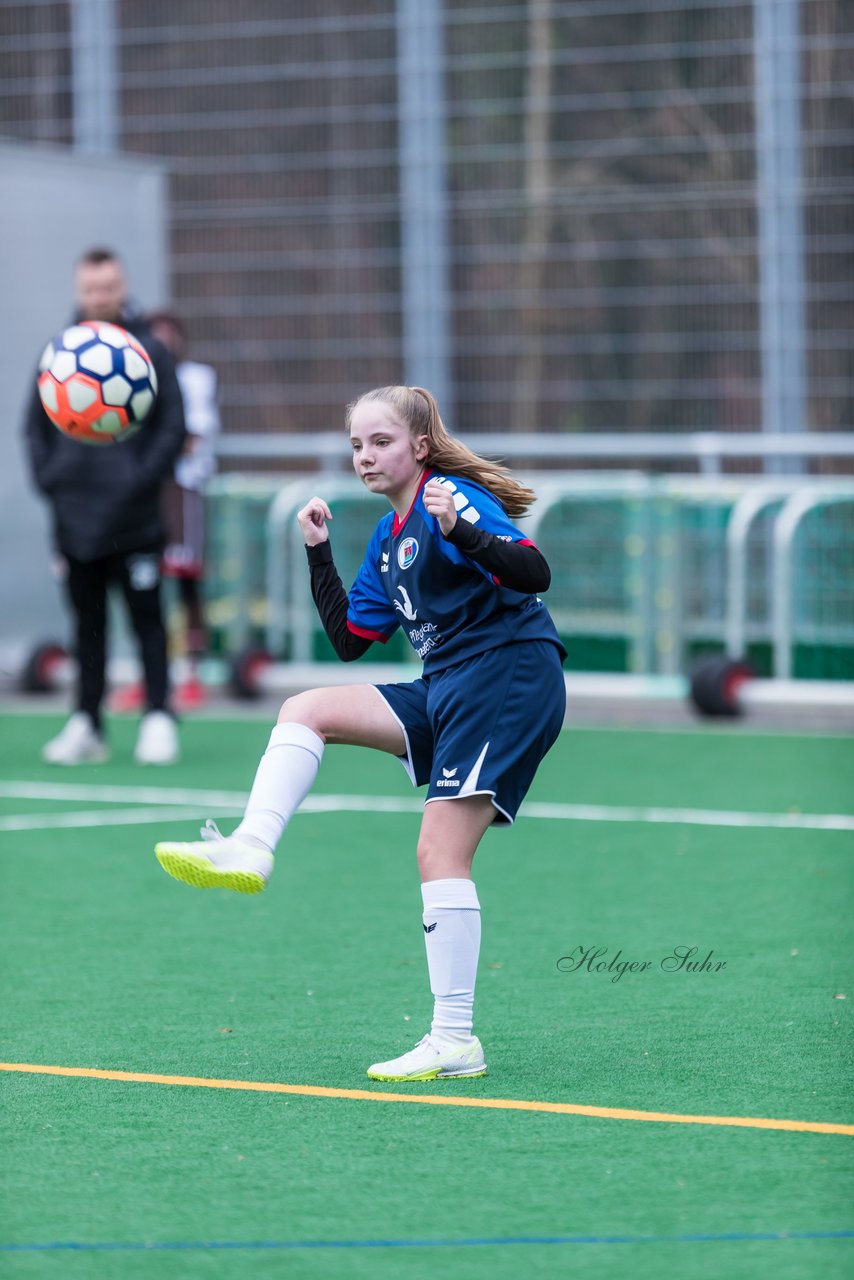 Bild 171 - wBJ VfL Pinneberg - St. Pauli : Ergebnis: 7:0 (Abbruch)